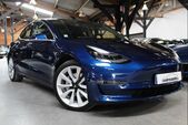 photo TESLA MODEL 3